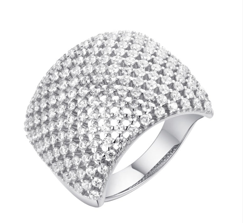 Beautifuly crafted Silver ring
